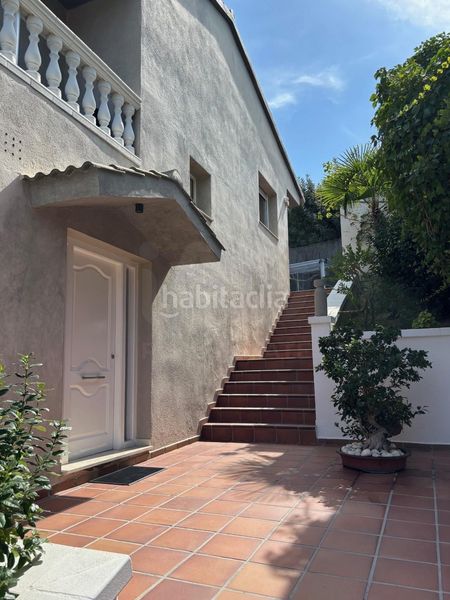 Foto ae383f61-3eb7-447b-a43b-3adab26673be. Casa amb aparcament piscina a Calella