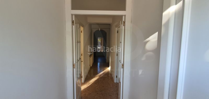 Foto 00754b67-ae25-494d-9aa2-77f29420e0b5. Masía en Cantalapiedra