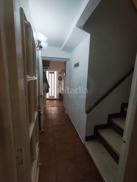 Foto c8d43a99-88fe-49a2-bd1e-8111a3bc0767. Casa aparellada amb calefacció a Alcanar
