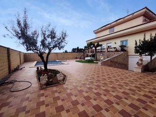 Chalet in San Rafael del Río