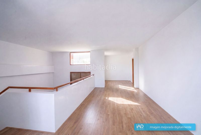 Foto 4f62a96a-8e5b-4d5e-827c-1c0913250a9a. Pis amb calefacció a Palomeras Bajas Madrid