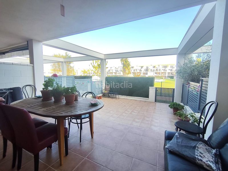 Foto f7d7c76f-8c3a-4b72-96bc-2f91015a9802. Pis amb piscina a San Jorge