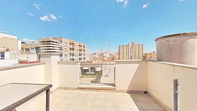 Foto 3cfa7a23-d07a-41ee-aca7-a166a859ba69. Casa a Centre La Ràpita