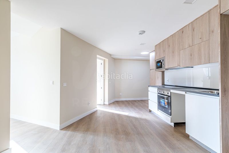 Foto 553433ca-5480-4d2f-8404-d111f693f513. Piso en Sol Madrid