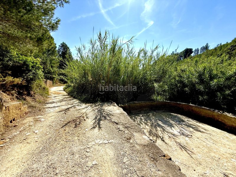 Foto e14349cb-882b-46a4-b893-c7864fc9fdf3. Finca rústica a camí de la font d'aixa 2 a Llíber