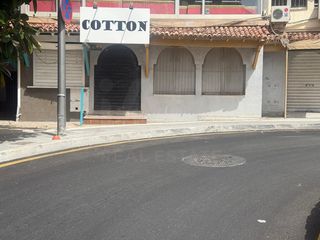 Lloguer Local Comercial a Calle plaça de francesc rosselló pintor 3 3