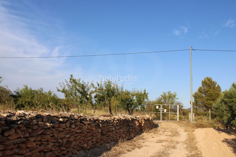 Foto 42aec4ca-136a-4bc4-837e-ceaf72db9aba. Casa amb aparcament a Onil