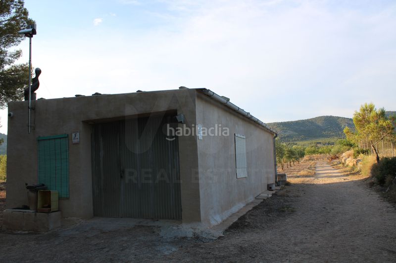 Foto 51a18954-c9c4-4d4a-bda6-ae8fd2285674. Casa amb aparcament a Onil