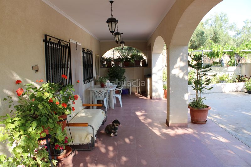 Foto 78cc5b12-0e74-4423-adf8-ca9221630bde. Casa amb aparcament a Onil