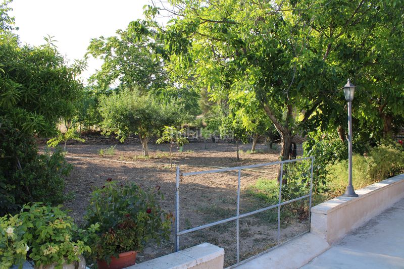 Foto 988245c8-1d03-4de6-86e0-16f4a320dab4. Casa amb aparcament a Onil