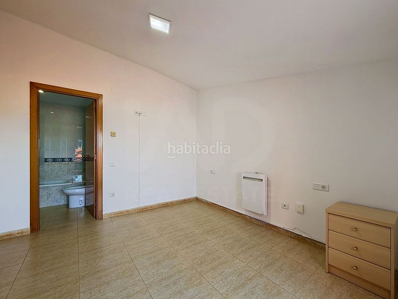 Foto dafaafda-ee6b-402d-8b84-d24e3a073379. Dúplex amb calefacció a Ca n´Oriol Rubí