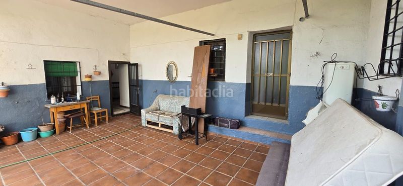 Foto c57052bc-9e3a-4ee1-96f8-938b695a6446. Edifici a Avenida Europa-San Antón Toledo