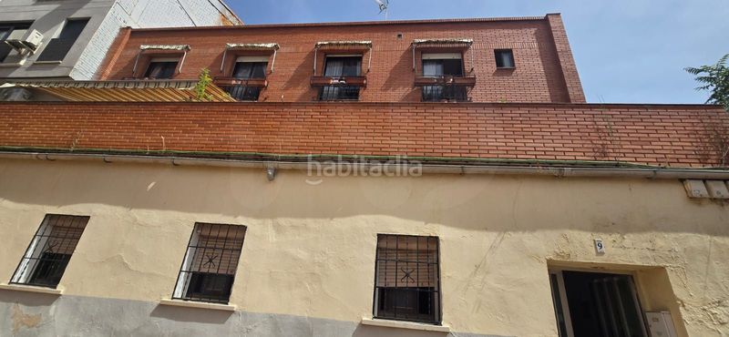 Foto e7208542-7631-4ab1-85d7-d16fcc4337b0. Edifici a Avenida Europa-San Antón Toledo