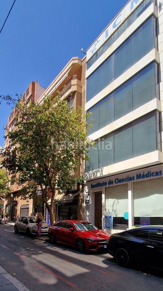 Foto b15d4d20-7a47-418f-bfa8-c4acde1bb2b9. Pis a Mercado Alicante