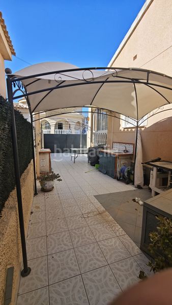 Foto 6fef08ad-663c-45fa-86e2-c45738d24ca4. Casa amb piscina a Centro de la Ciudad Quesada Rojales