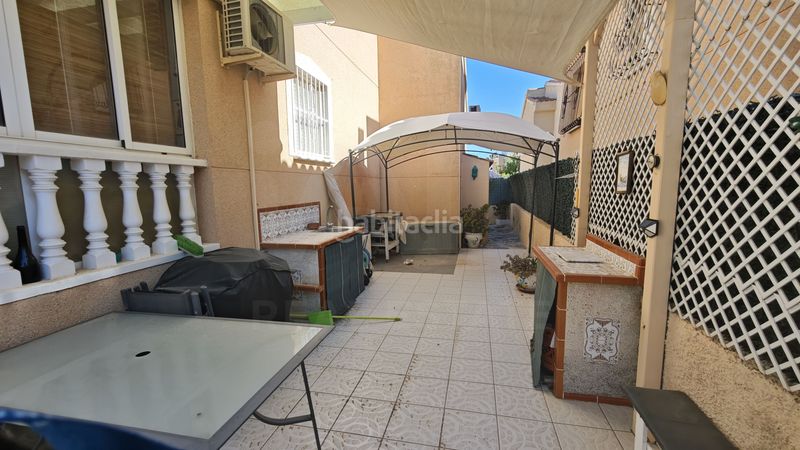 Foto c0dd6200-b471-4af7-b373-bd2e0e61f5fb. Casa amb piscina a Centro de la Ciudad Quesada Rojales