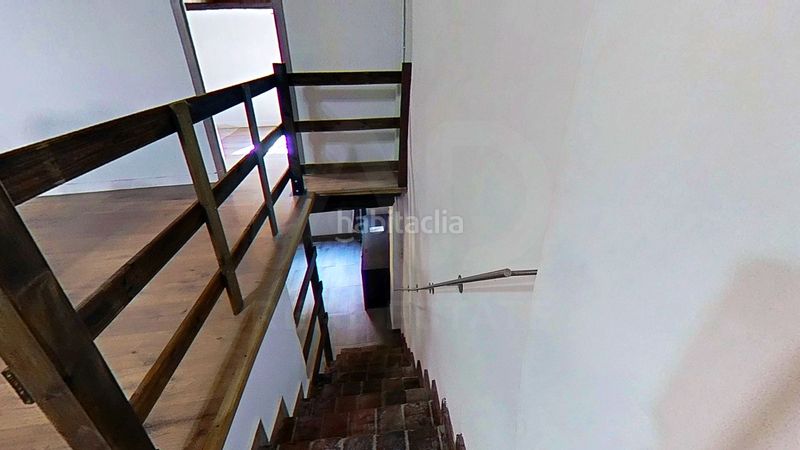 Foto fae84035-2c34-4274-ae2f-49aa28ca83c1. Edifici a Alcover