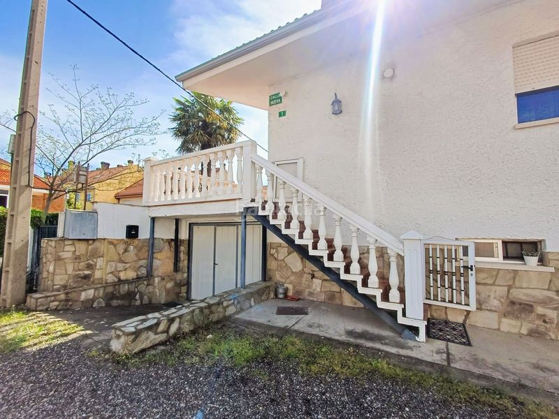 Foto aaf59a1b-40c6-4fe4-85fb-c3d18b25be2e. Chalet en Valverde de la Virgen