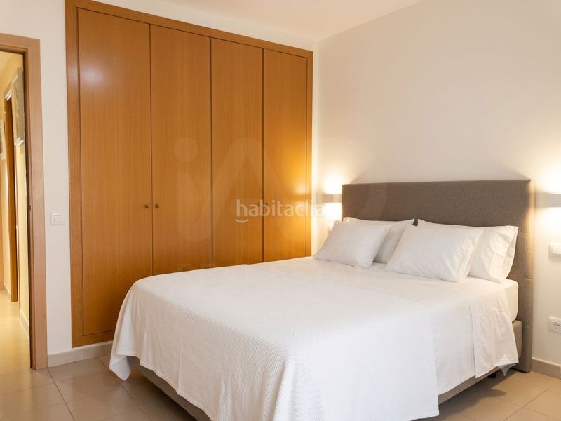 Foto eeb79a03-0f57-44f0-81cf-997e5156d724. Pis a Els Molins - Pins Vens Sitges