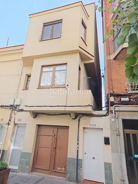Foto da185b71-66fb-4193-911a-d551fcb01d8e. Edificio in Riera Cornellà de Llobregat