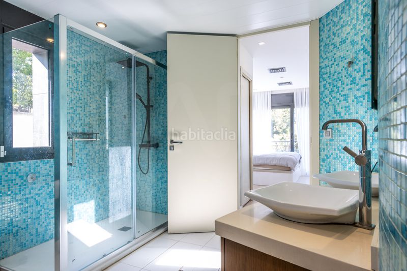 Foto e84de574-4b56-438f-a20a-bcecacf6b191. Casa amb calefacció aparcament piscina a les botigues de Sitges Sitges