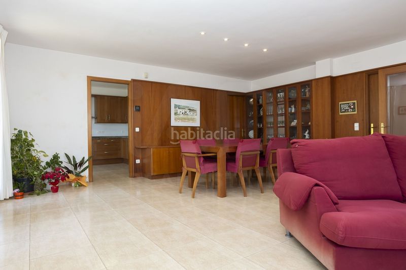 Foto 70275af5-44e7-4c72-a874-7e513b78d816. Casa amb calefacció aparcament a Canet de Mar