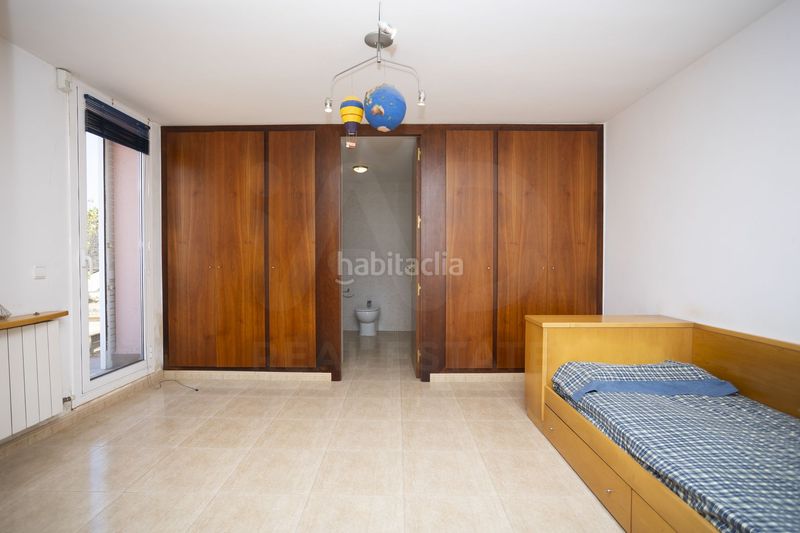 Foto 7734fc78-93af-49a7-98a3-638f296497fe. Casa amb calefacció aparcament a Canet de Mar