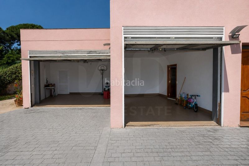 Foto 8edfe314-f069-4a02-8980-af416192ba5d. Casa amb calefacció aparcament a Canet de Mar
