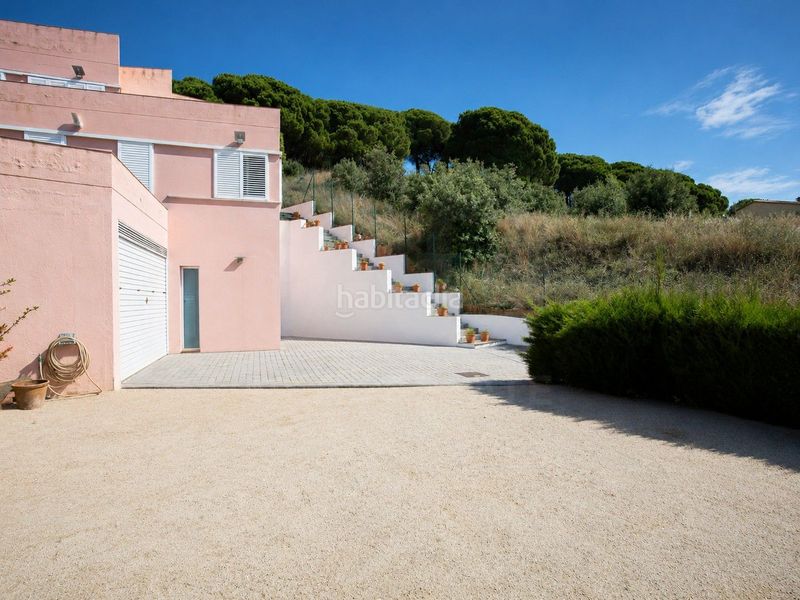 Foto e8a7edd0-a897-4fed-b5e8-86452e3bab6e. Casa amb calefacció aparcament a Canet de Mar