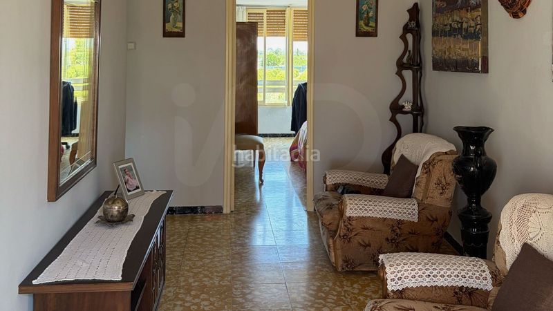 Foto e470d238-e2de-4f48-b024-ba68fb299f44. Casa aparellada a Benejúzar