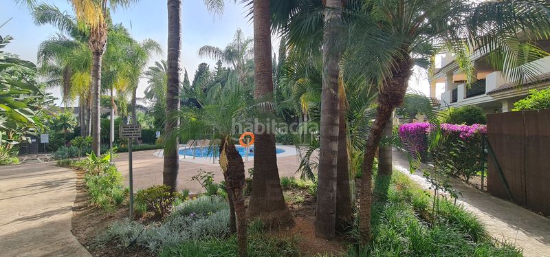 Foto 19eeea18-49cf-4801-bada-9cc3a230d3a8. Pis amb calefacció aparcament piscina a Zona Miraflores Marbella