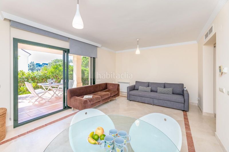 Foto f2627881-3e11-4d20-bb6f-d4b3fd7ac1db. Pis amb calefacció aparcament piscina a Zona Miraflores Marbella