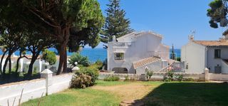 Casa bifamiliare in Calahonda