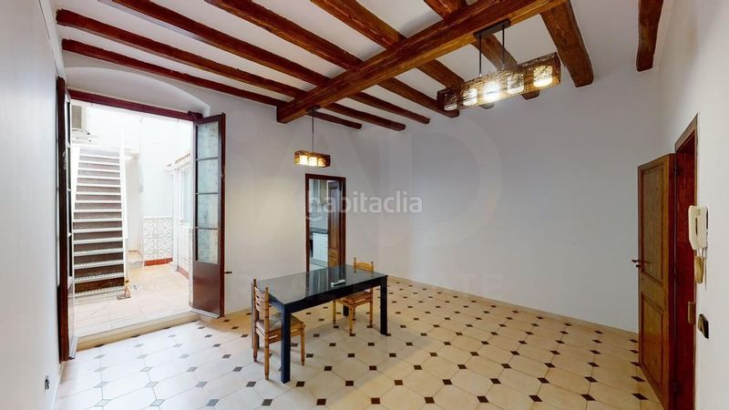 Foto 3255fb38-4ad0-48d3-8ac1-e14b6806ddb7. Casa amb calefacció a Canet de Mar