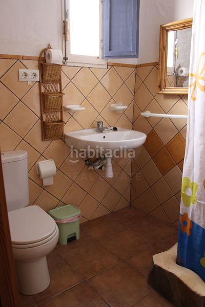 Foto bc36fa49-0187-40e0-880d-c75afa134da3. Casa aparellada a Las Negras Níjar