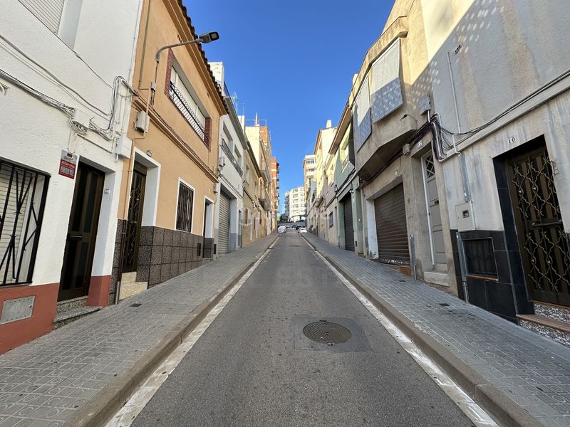 Foto 898790c2-de0a-4e57-ae37-f6f50cd85364. Casa aparellada amb calefacció a Cerdanyola Nord Mataró