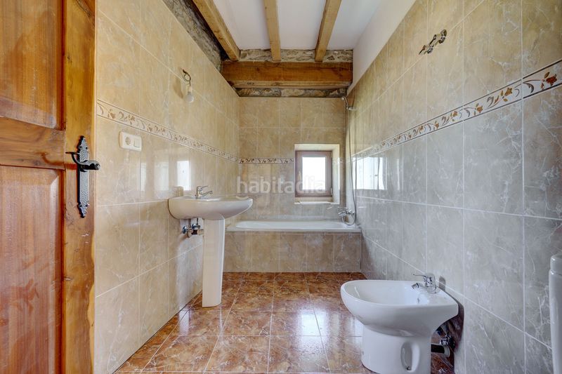 Foto 92da268d-7f5e-4dac-a2de-88dbd3c789fa. Casa amb calefacció a Valle de Losa