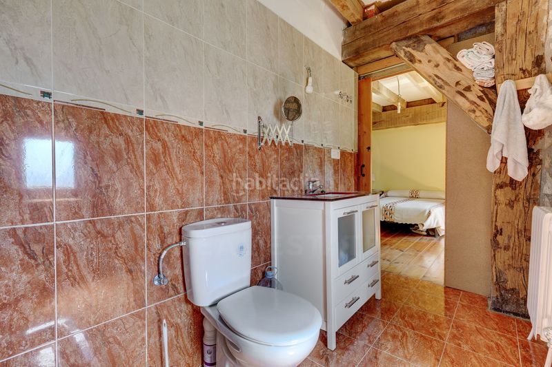 Foto aa6075f7-0a4c-4380-b594-1c755560d9dc. Casa amb calefacció a Valle de Losa