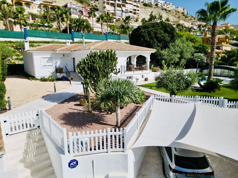 Foto 0fb5b948-25d9-4ab9-961a-304ce07a9f4d. Chalet en Bonalba-Cotoveta Mutxamel