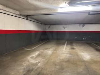 Car parking in Prado de Santo Domingo