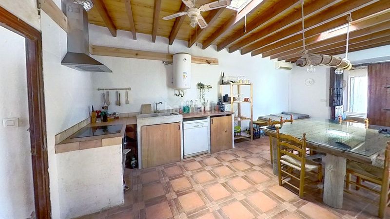 Foto b2ba4b20-8c69-49e0-9964-1bdc277c7c92. Masia amb calefacció a Pozo de los Frailes-Presillas-Albaricoques Níjar