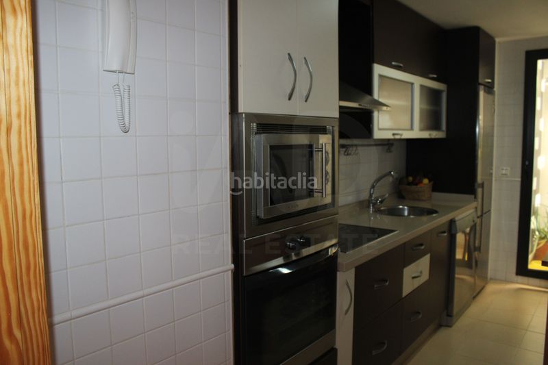 Foto 8673adbd-f461-4ba3-8f38-fe3bd6ffe635. Pis amb calefacció aparcament piscina a Ayamonte ciudad Ayamonte
