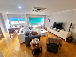 Flat in Calle isabel la católica 1