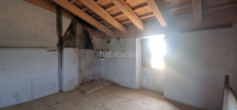 Foto 04f3ad03-131f-4c70-97e5-4a91d0cd5446. Masia a Ampolla (L´)