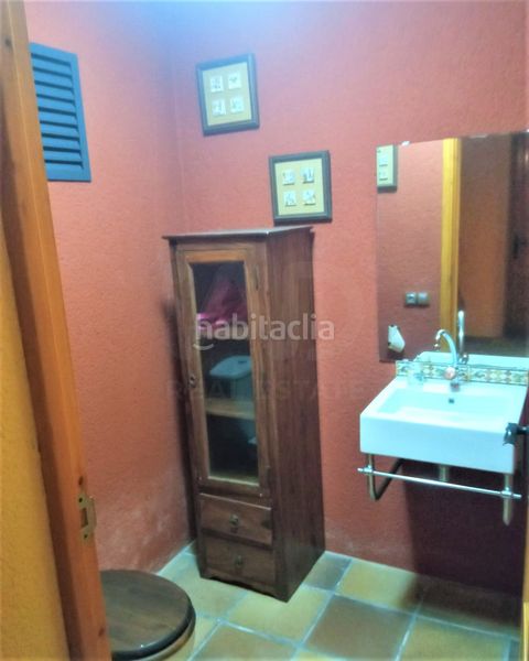 Foto 37432ba1-fdd7-4280-b67f-e3acc67956b3. Casa amb calefacció aparcament piscina a Móra d´Ebre