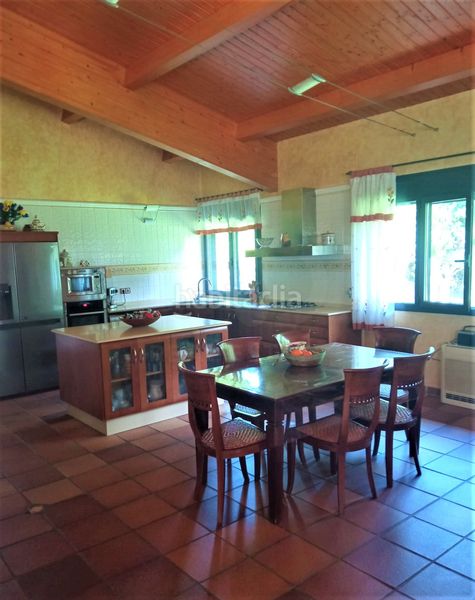 Foto 4d849ef2-5e6f-4cd6-aa95-8c619062094a. Casa amb calefacció aparcament piscina a Móra d´Ebre