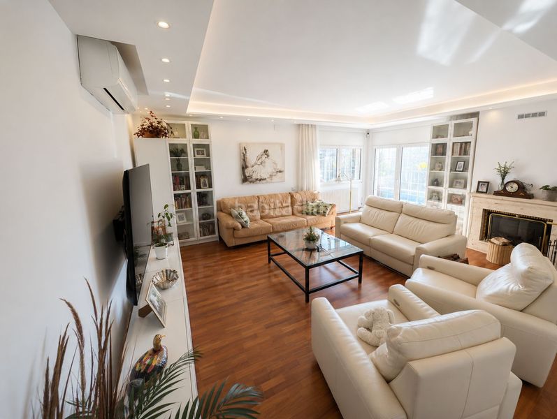 Foto 41bb64eb-ca38-4343-b356-d90deaed45af. Chalet en Palau Girona