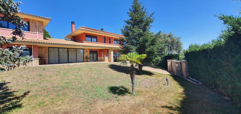Foto 944cd77f-735d-4dd4-b09d-82fa43c39061. Casa amb calefacció aparcament a Carrascal de Barregas