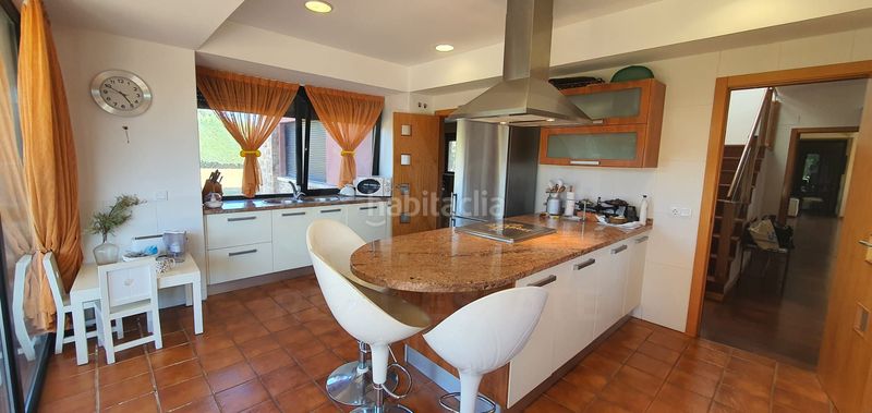 Foto f5343990-6528-492b-ba04-d81969e2ae4c. Casa amb calefacció aparcament a Carrascal de Barregas