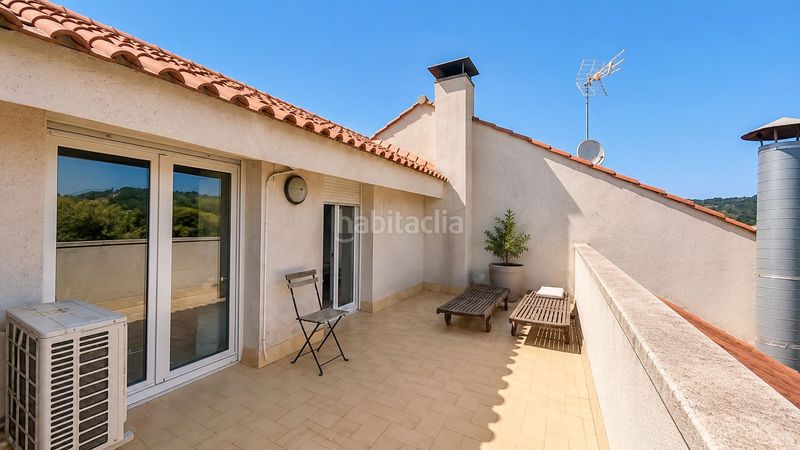 Foto 218124ef-b608-482b-8556-ee17b765a8b4. Casa en Abrera